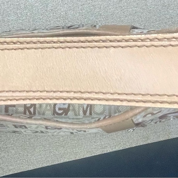 Salvatore Ferragamo Tan and Brown Women's Fartecth Shoulder Bag - Picture 6 of 7